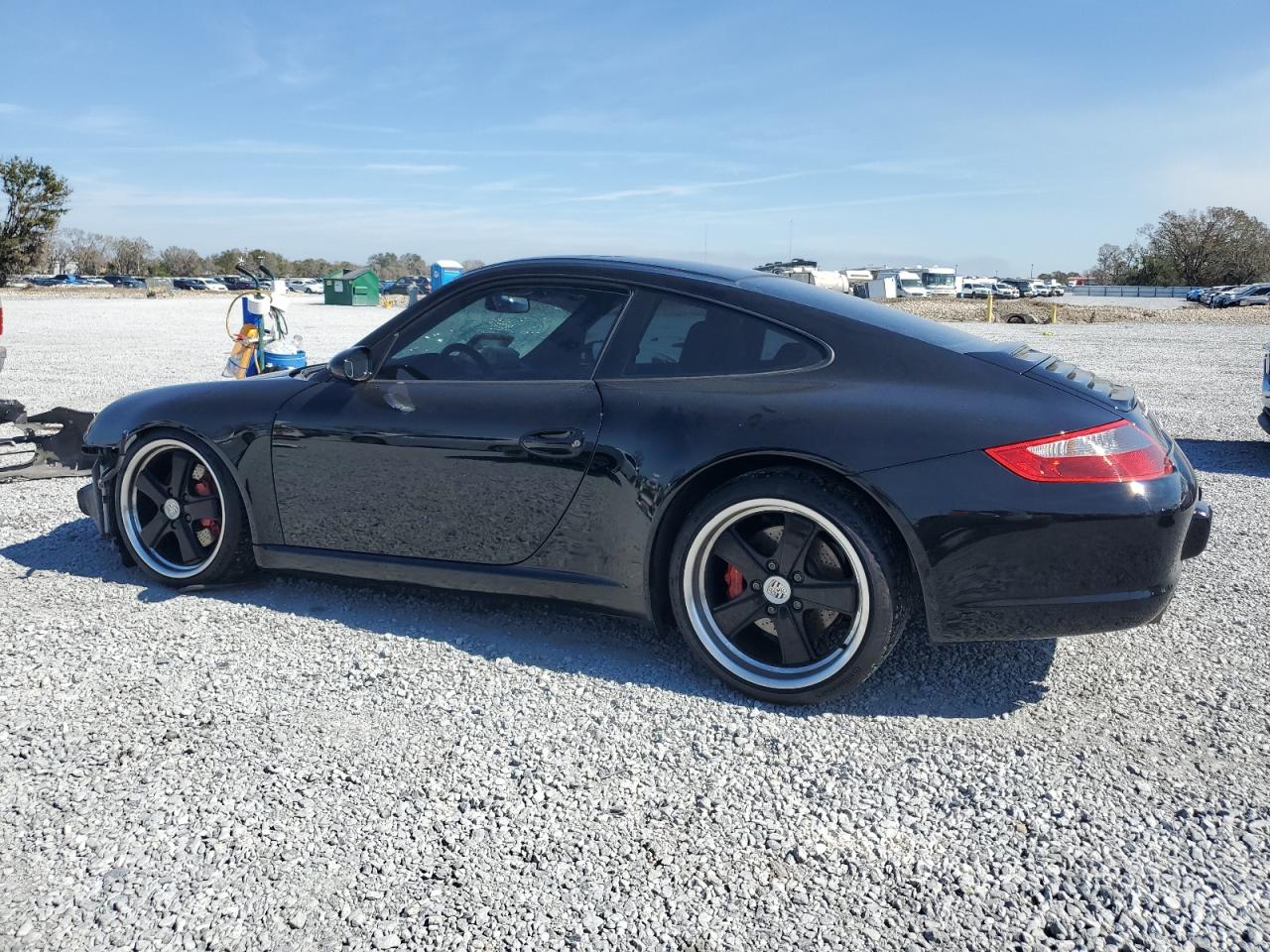 2005 Porsche 911 - Image 2