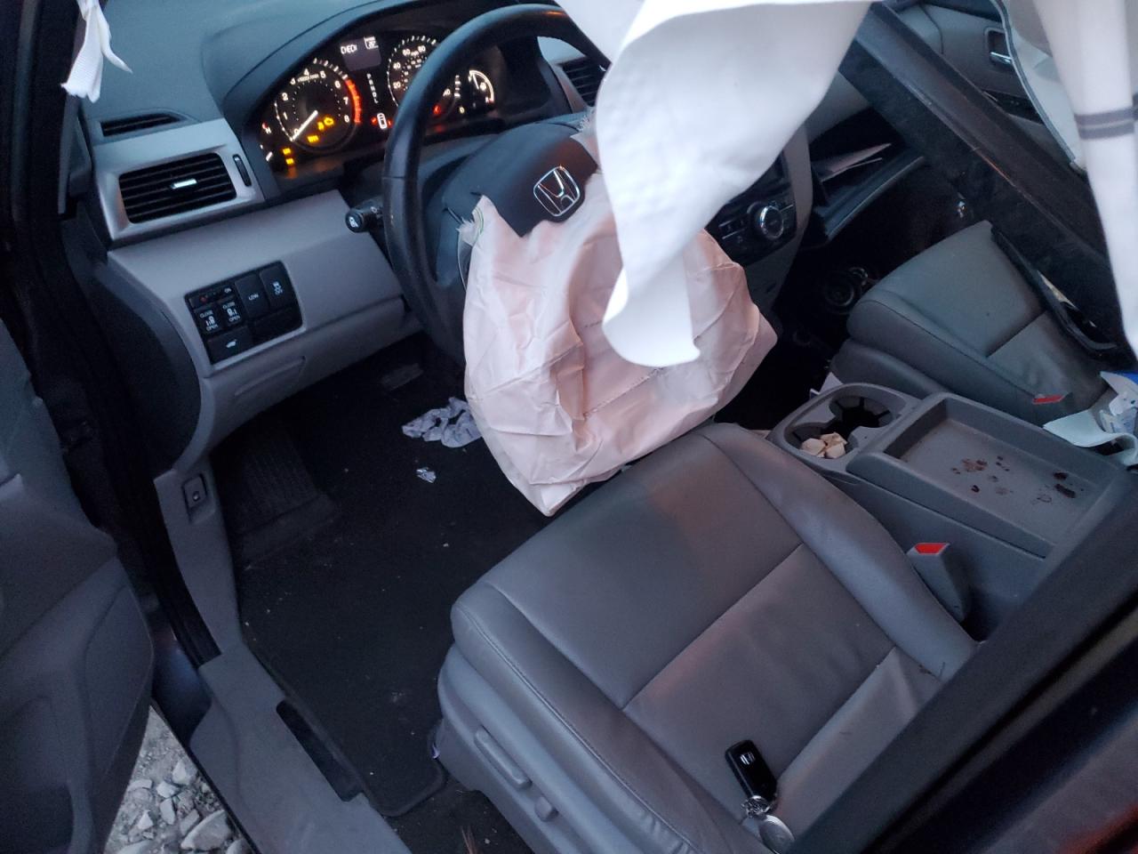 2016 Honda Odyssey - Image 8