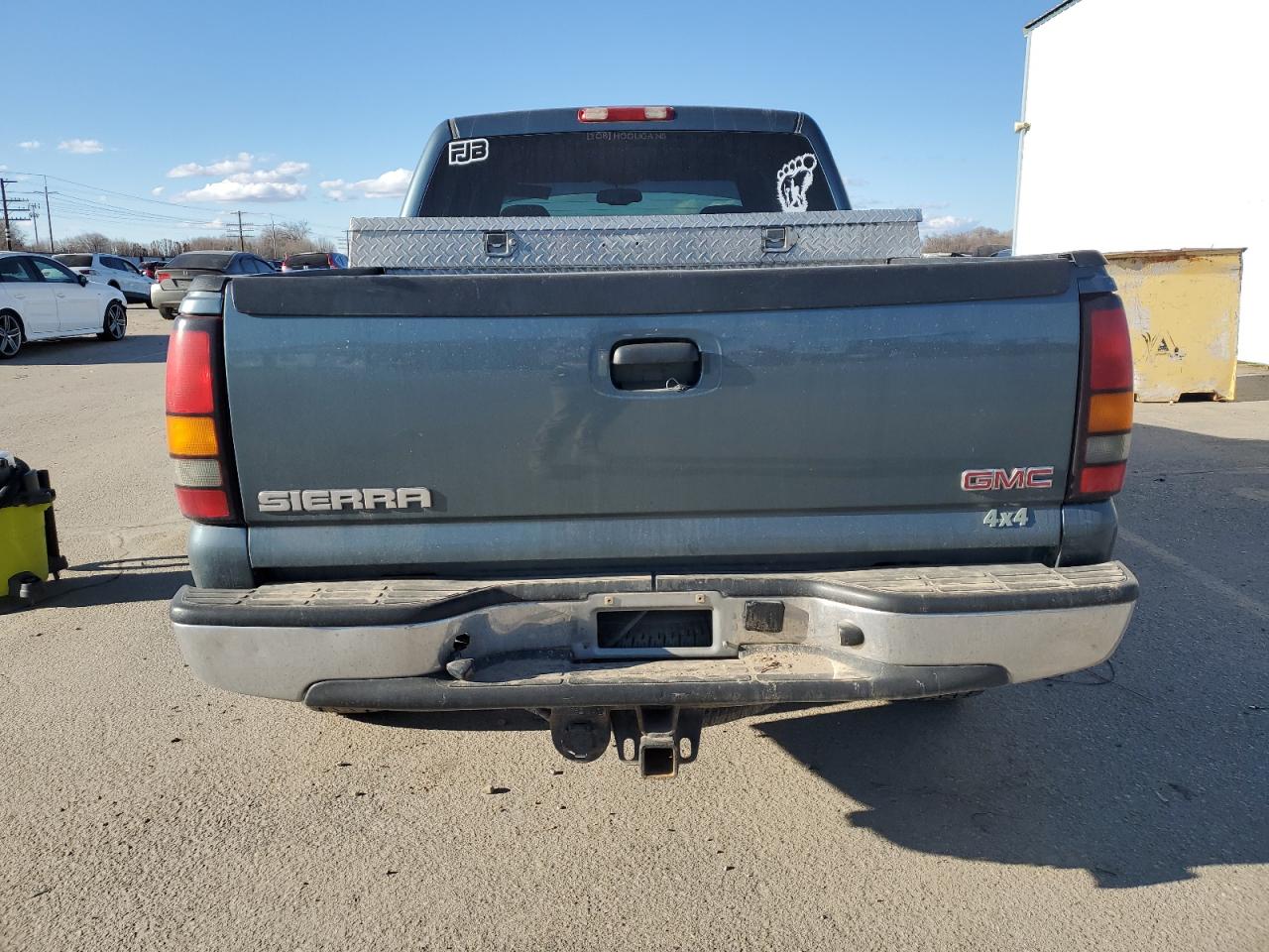 2006 GMC Sierra - Image 6