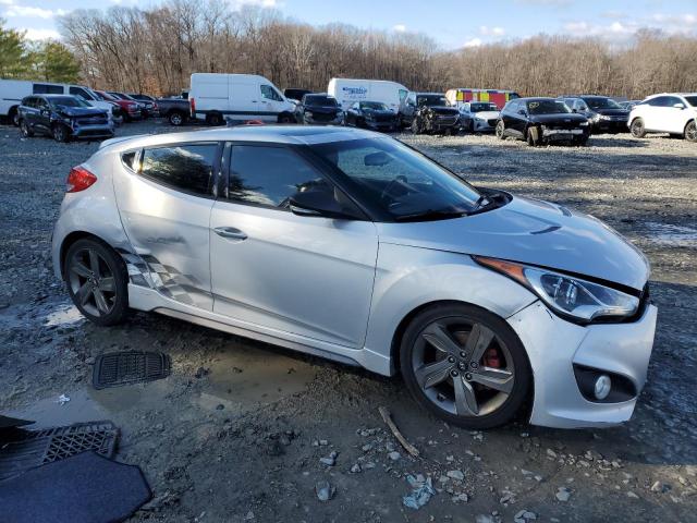  HYUNDAI VELOSTER 2015 Серебристый