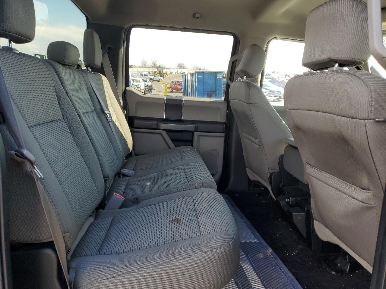 2015 Ford F-150 - Image 11
