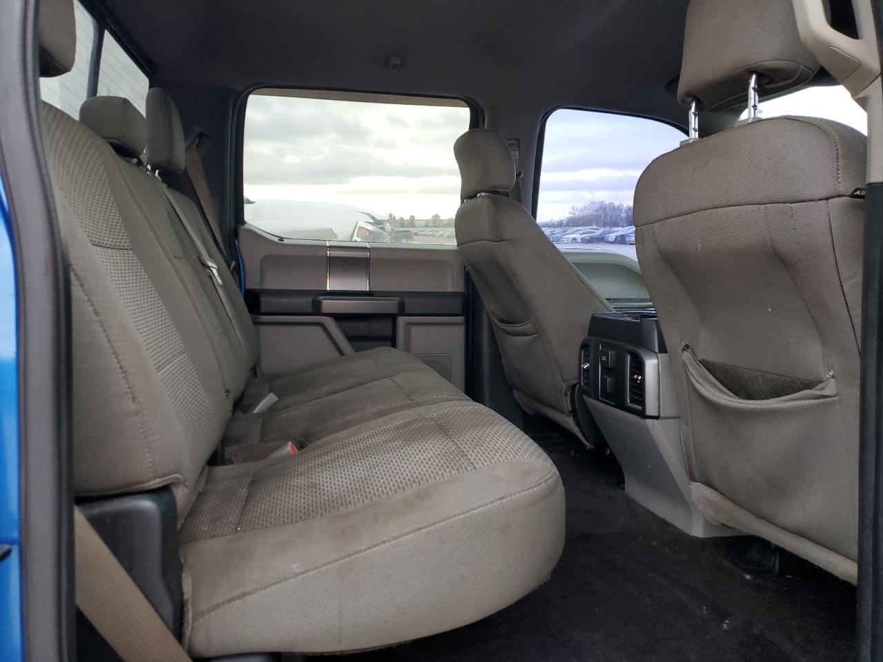 2015 Ford F-150 - Image 10