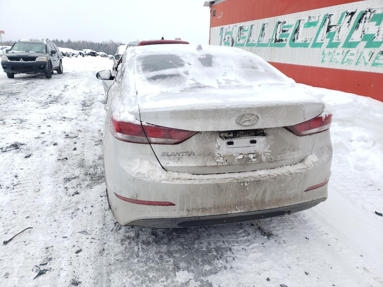 2018 Hyundai Elantra - Image 6