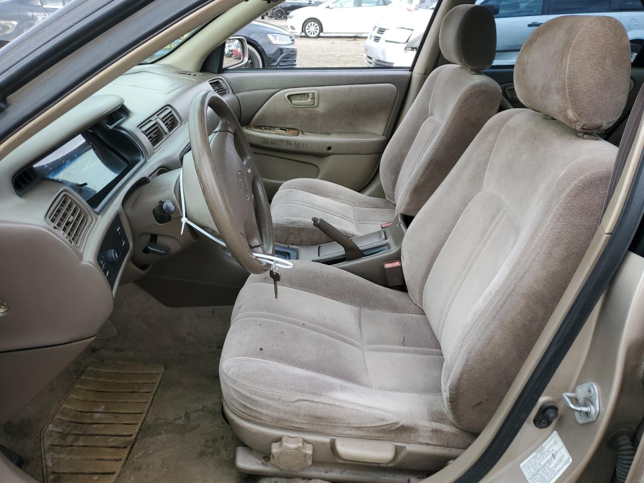 1998 Toyota Camry - Image 7