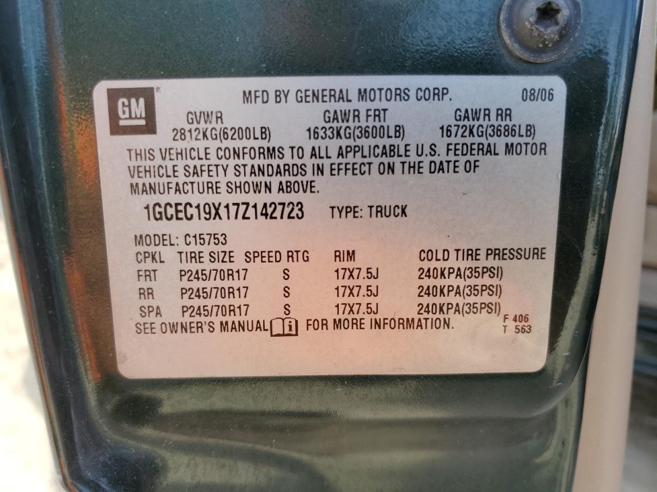 2007 Chevrolet Silverado - Image 13