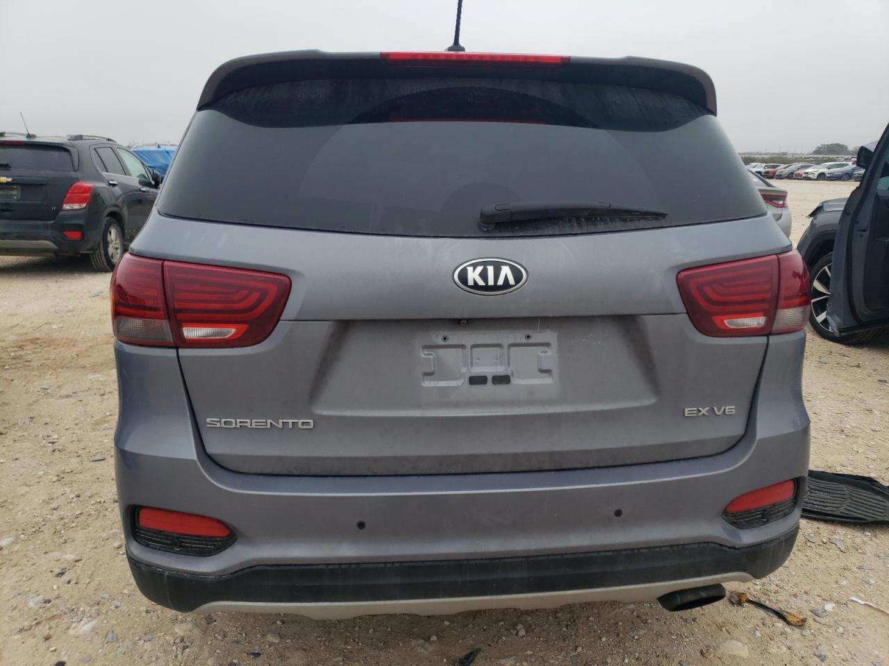2020 Kia Sorento - Image 6