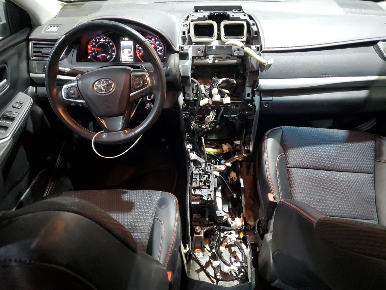 2015 Toyota Camry - Image 8