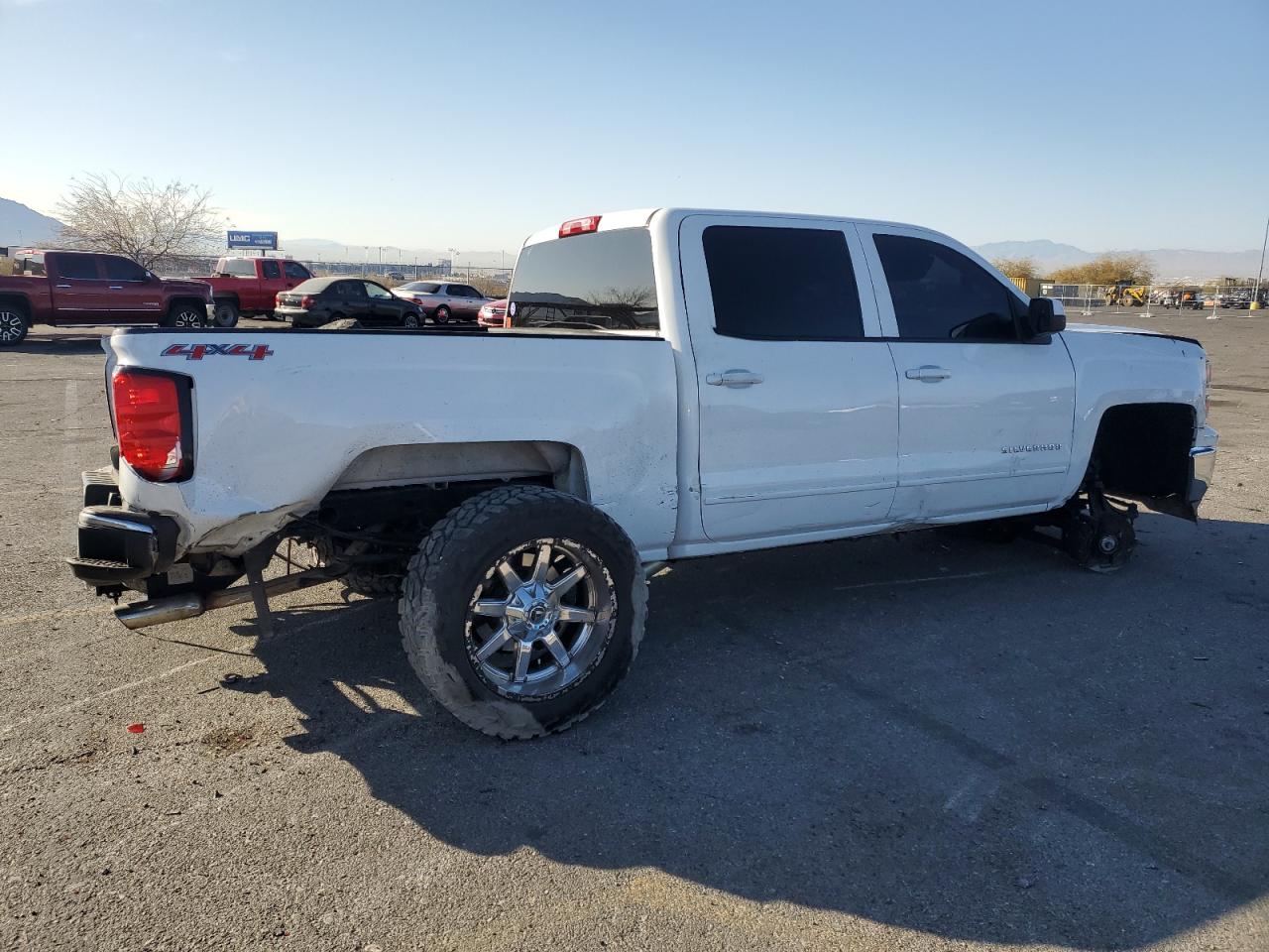 2015 Chevrolet Silverado - Image 3