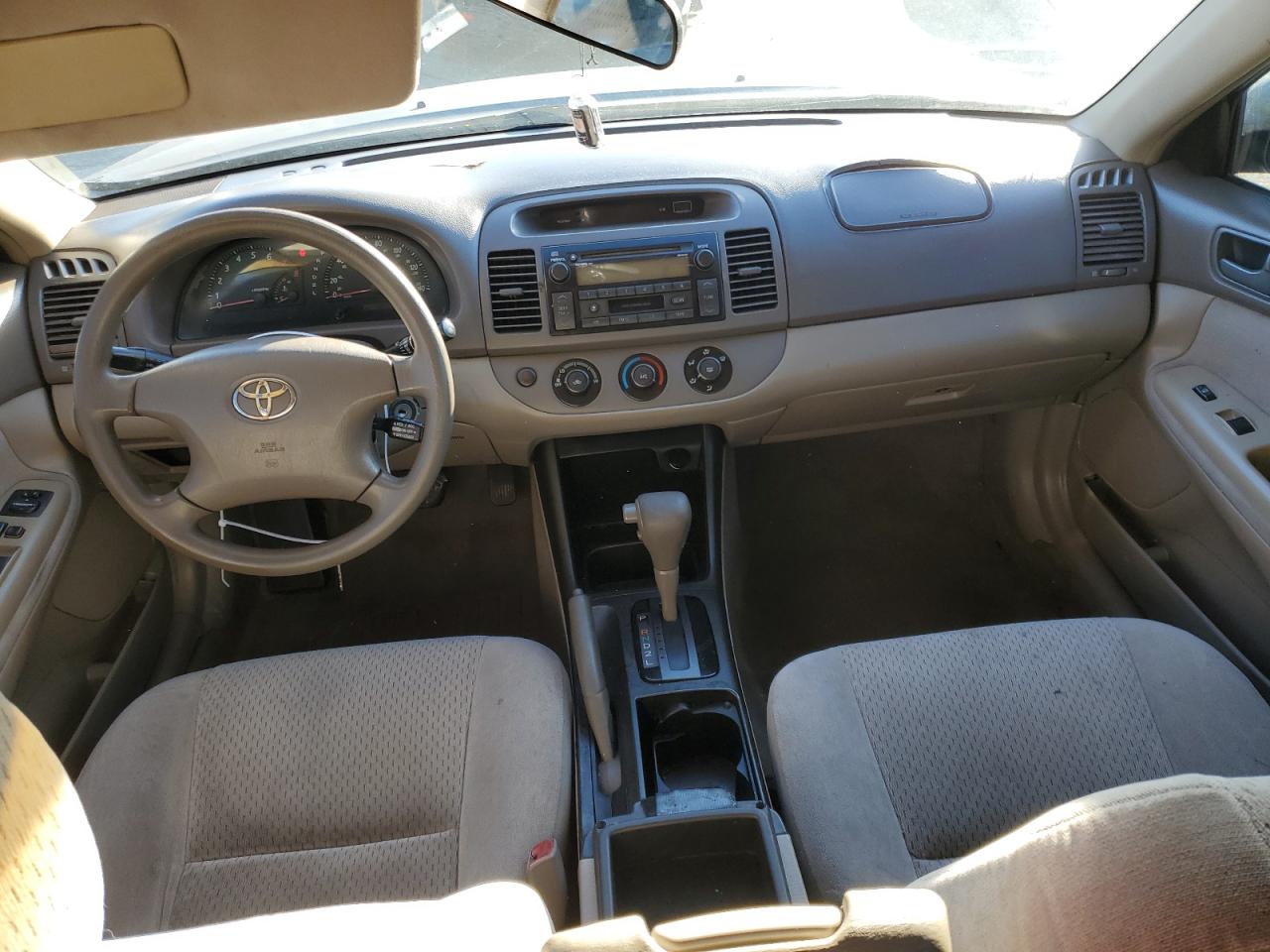 2004 Toyota Camry - Image 8