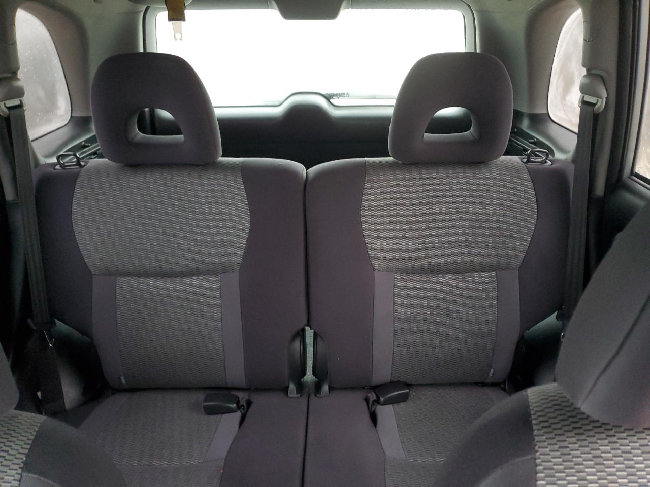 2004 Toyota RAV 4 - Image 10