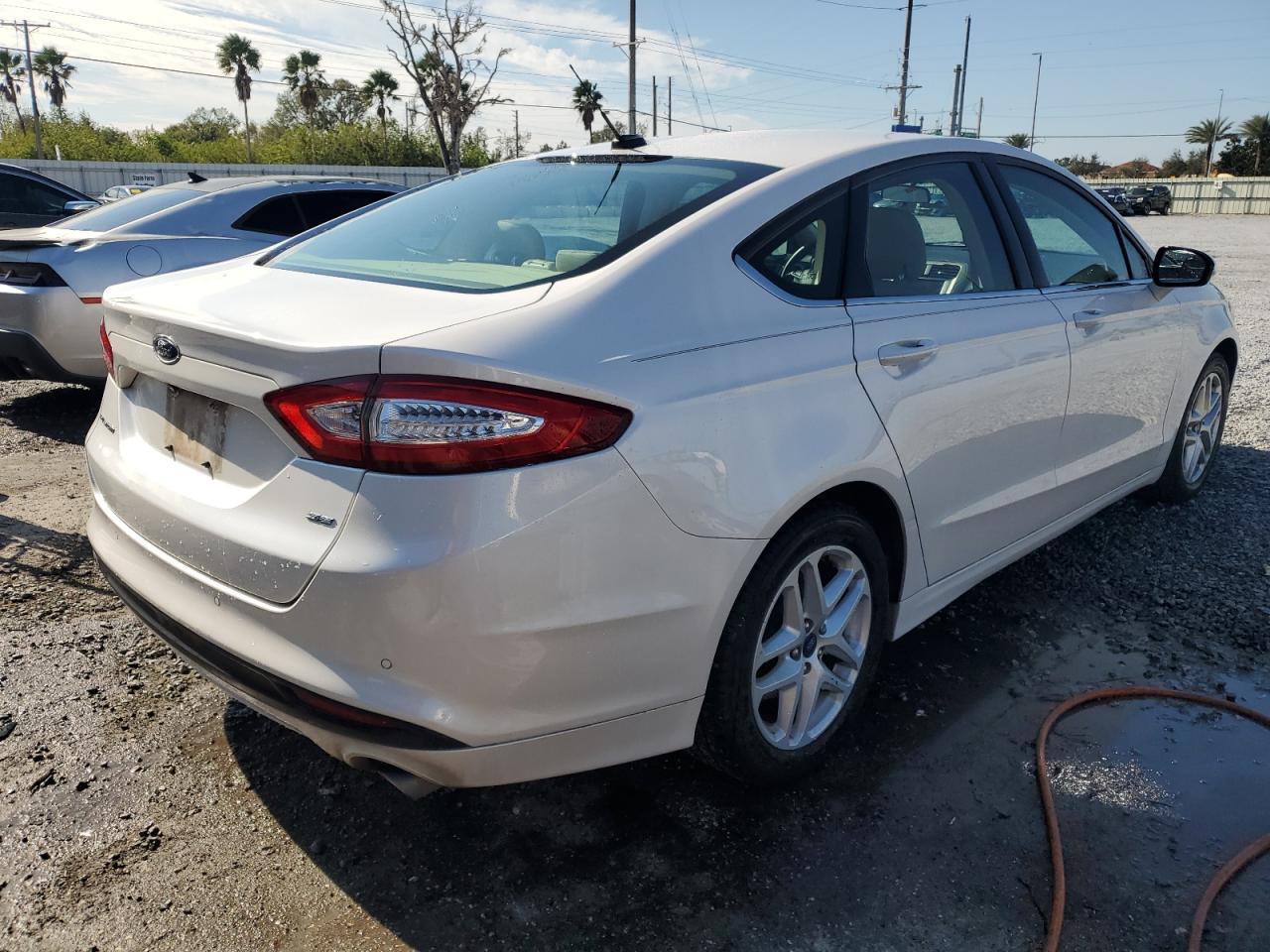 VIN 3FA6P0H77FR109948 2015 FORD FUSION no.3