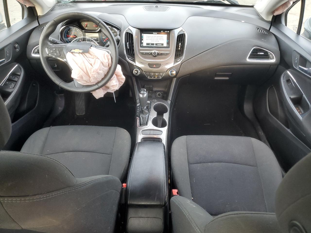 2017 Chevrolet Cruze - Image 8