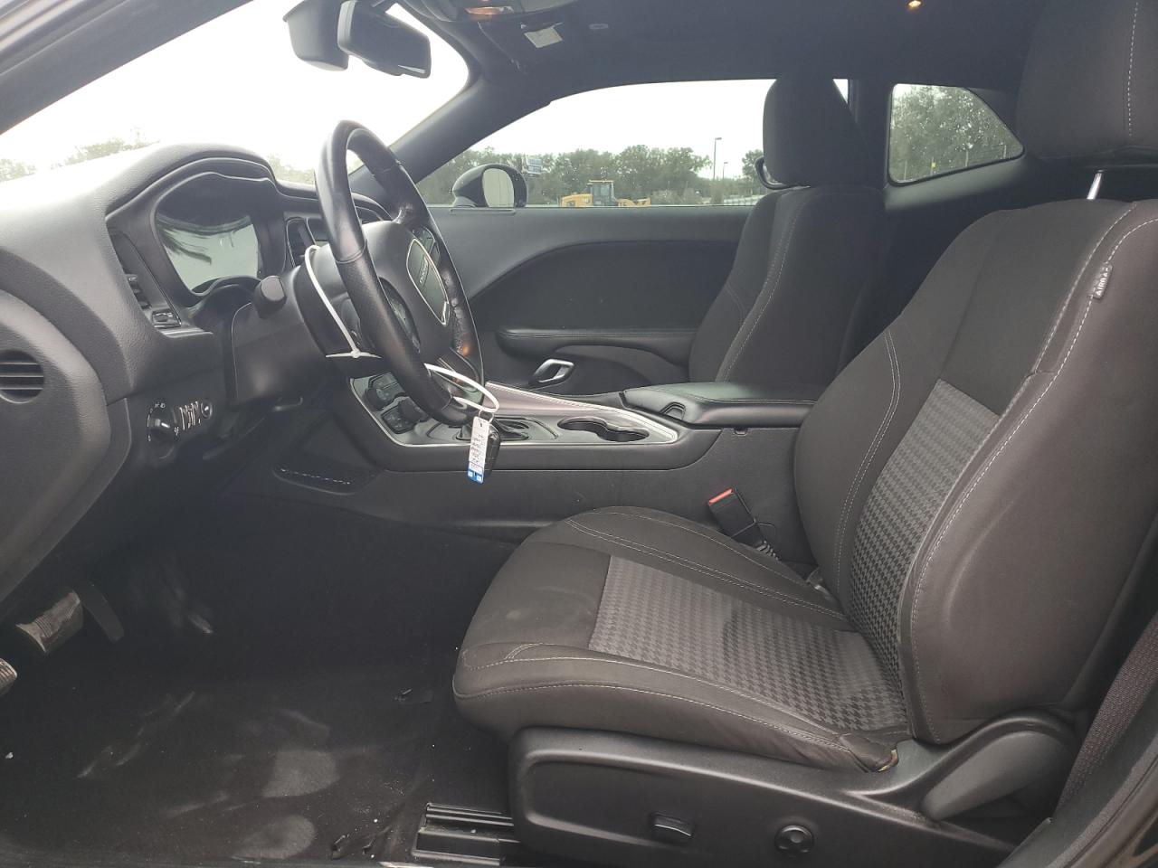 2020 Dodge Challenger - Image 7