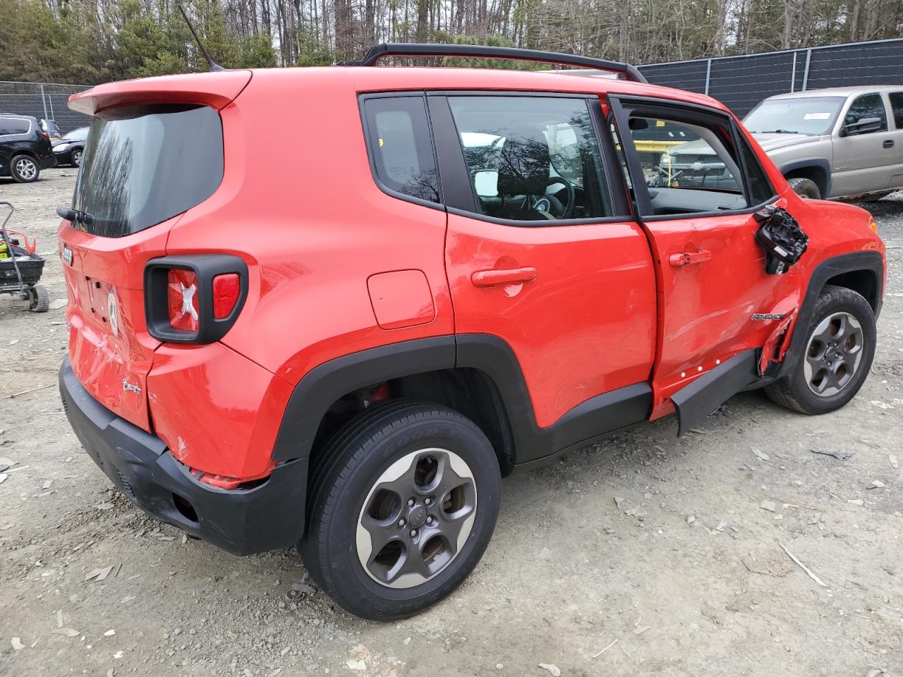 2016 Jeep Renegade - Image 3
