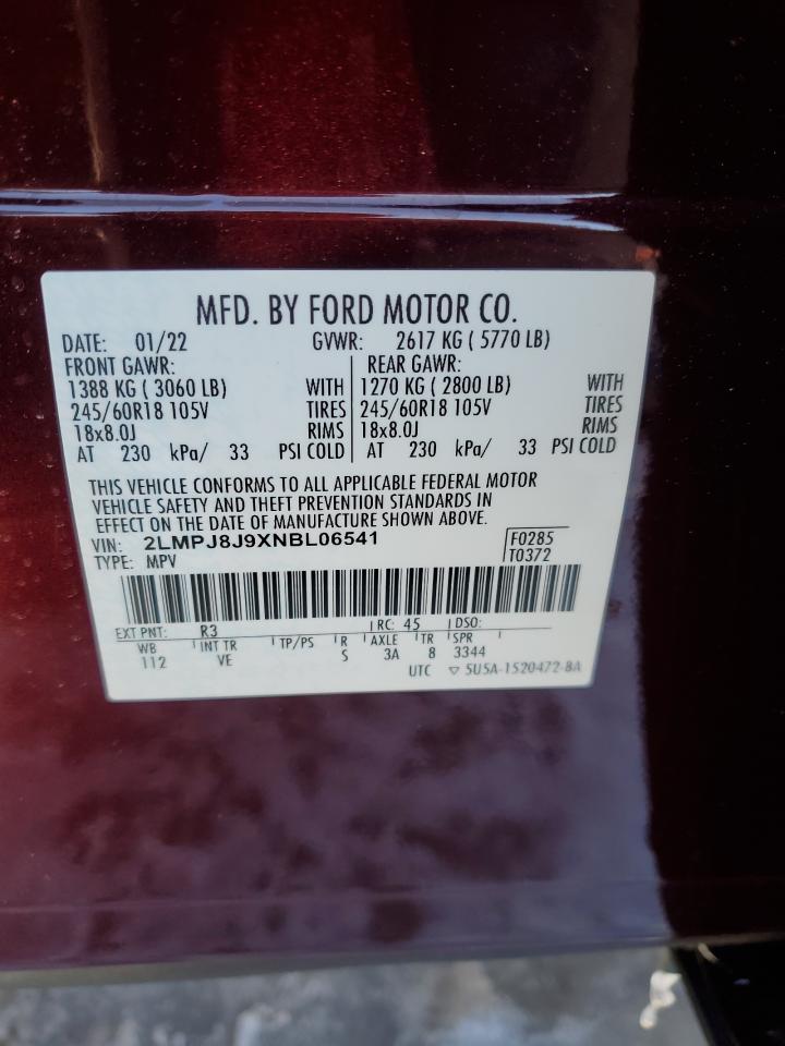 2022 Lincoln Nautilus - Image 13