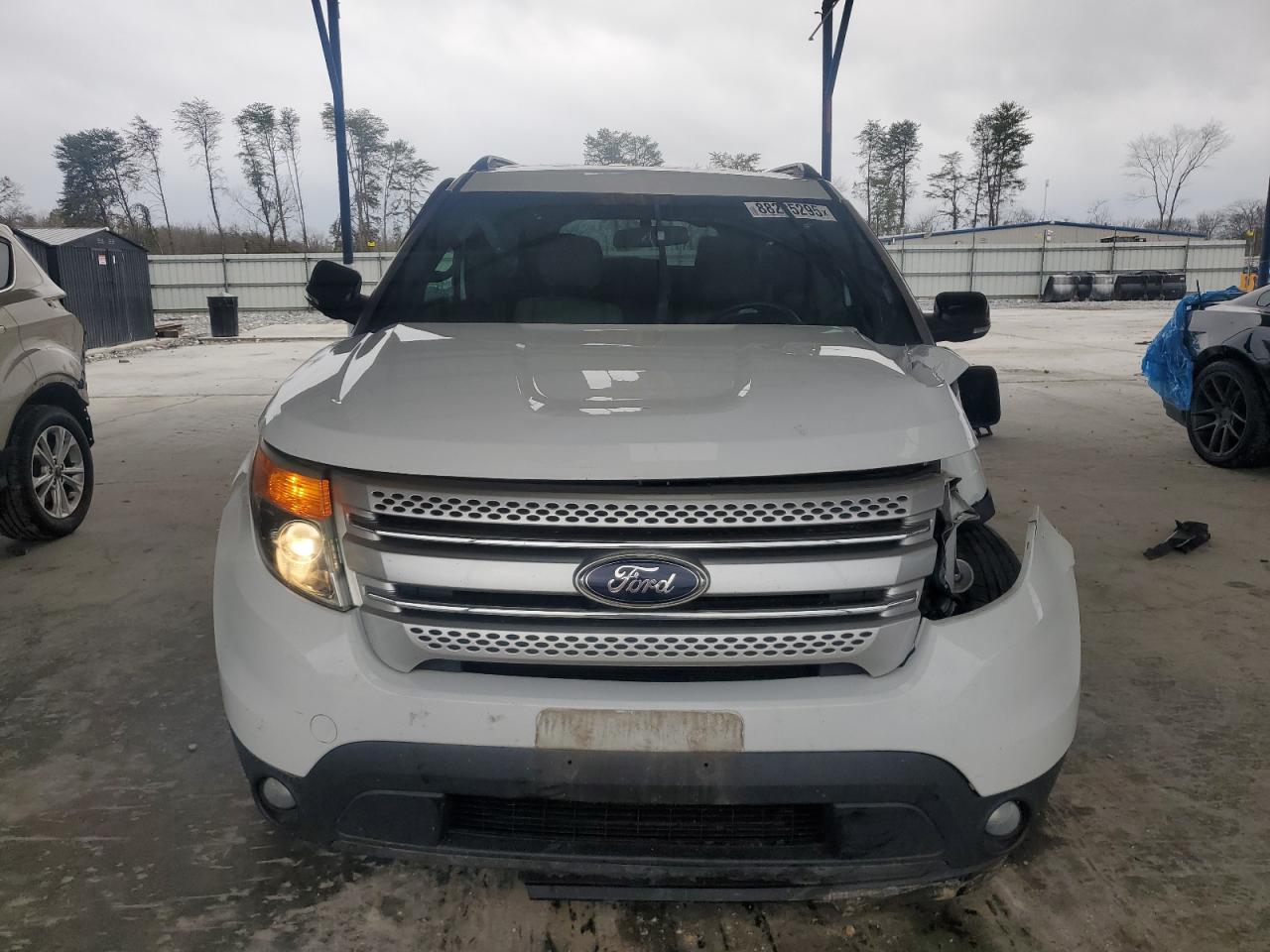 2015 Ford Explorer - Image 5