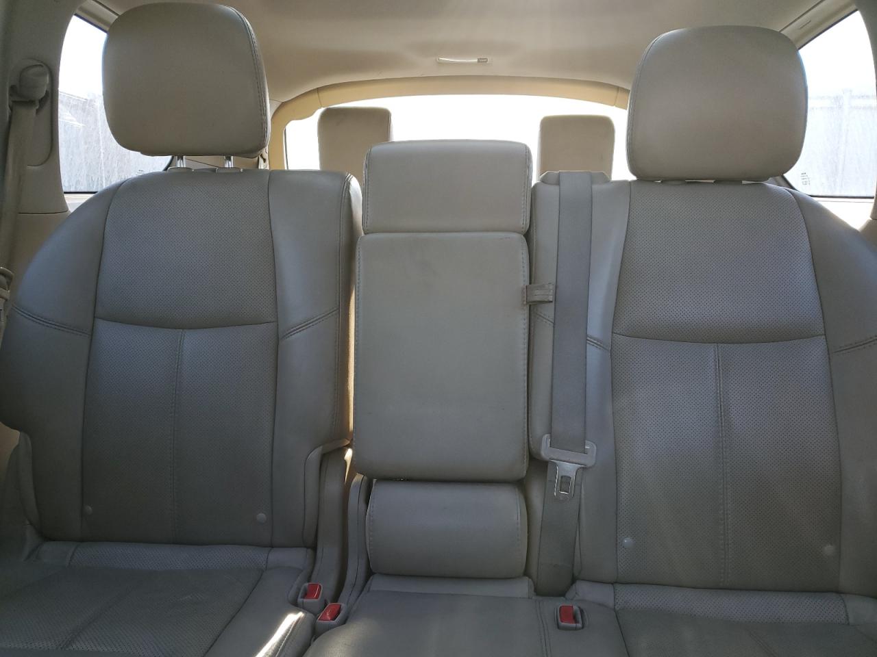 2013 Nissan Pathfinder - Image 10