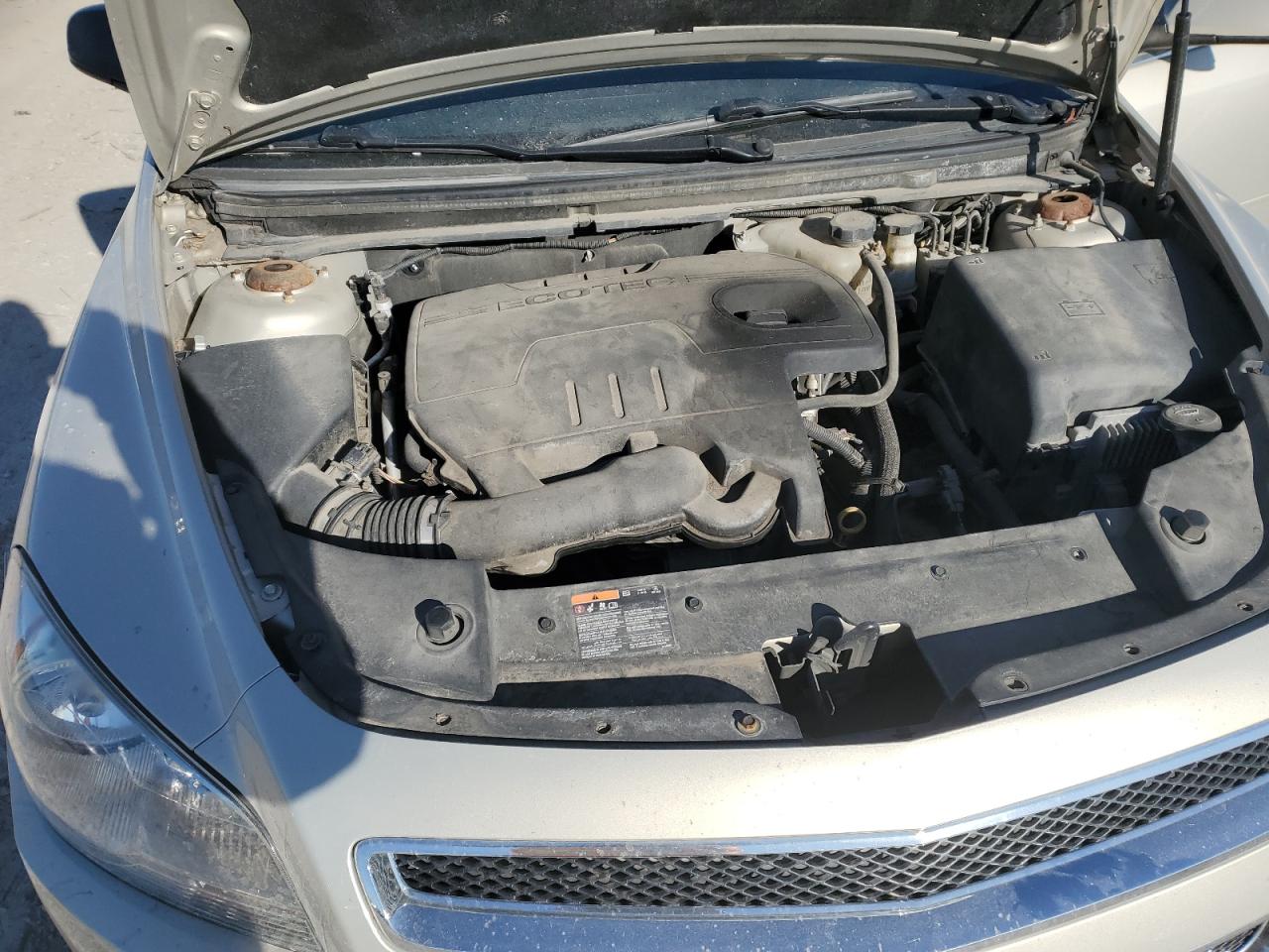 2012 Chevrolet Malibu - Image 11