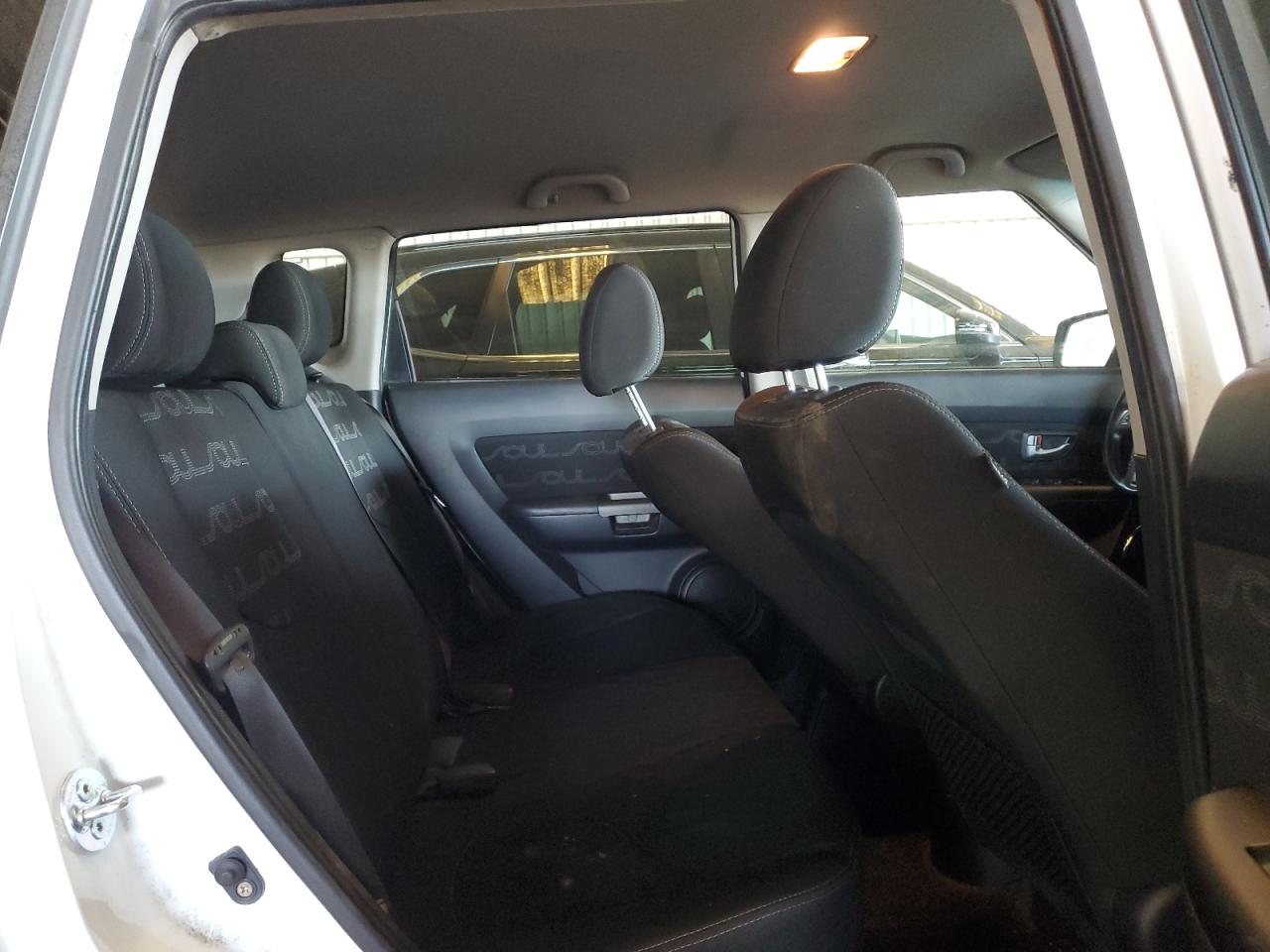 2013 Kia Soul - Image 11