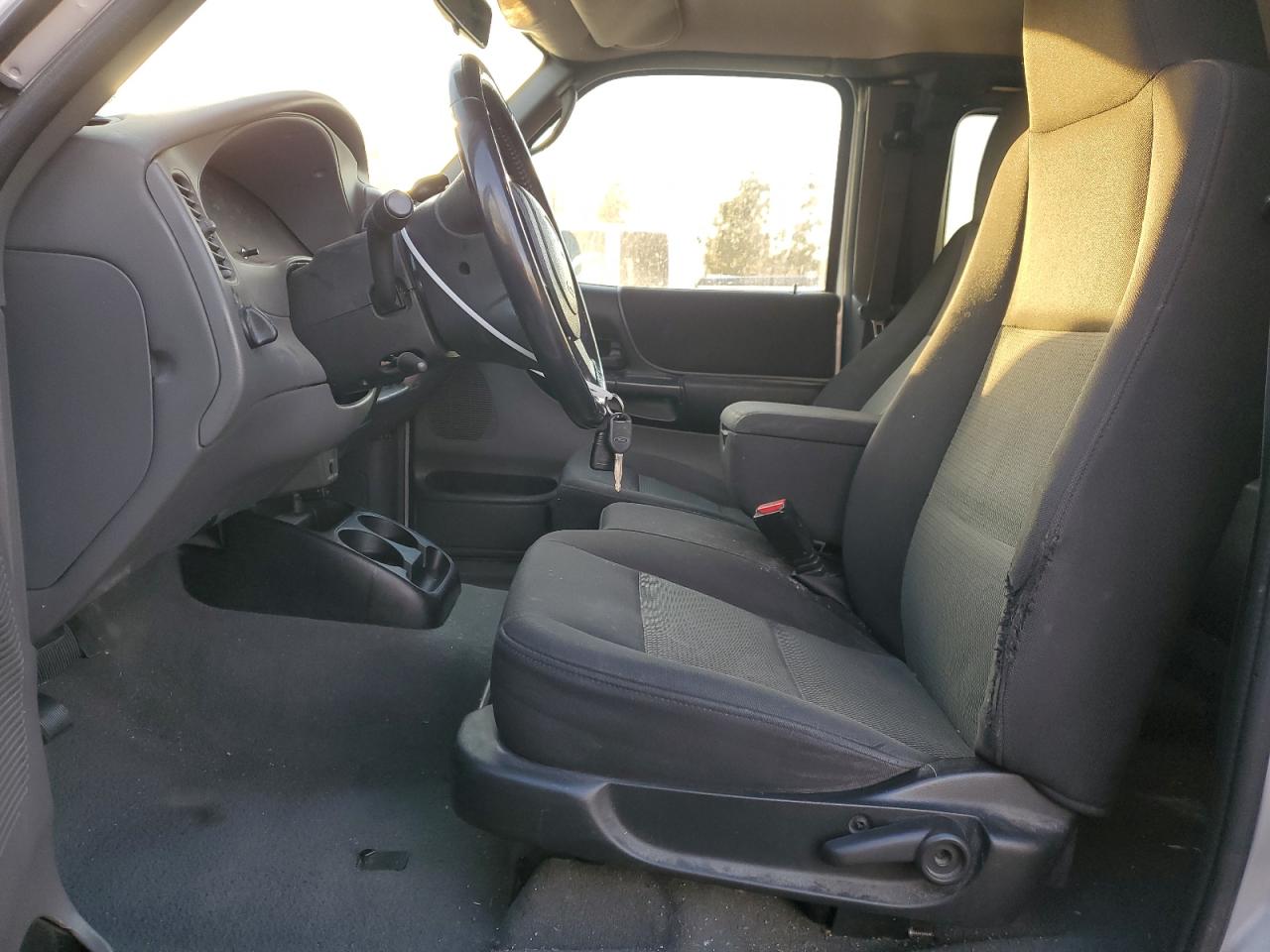 2004 Ford Ranger - Image 7