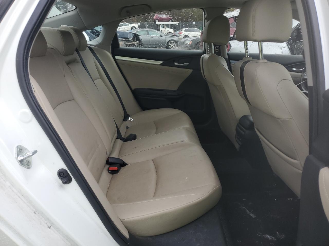 2018 Honda Civic - Image 10