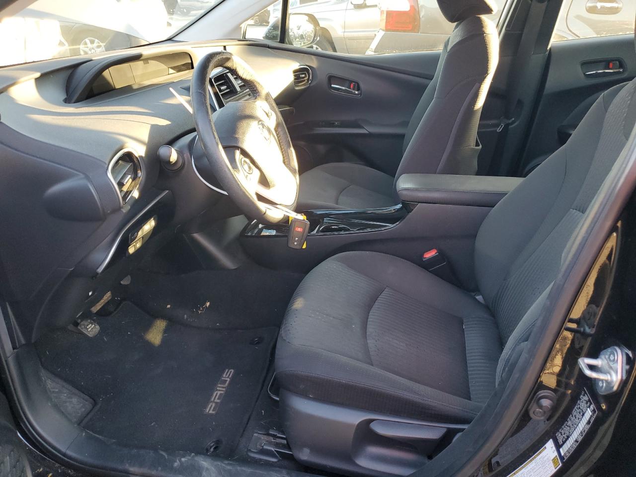 2017 Toyota Prius - Image 7