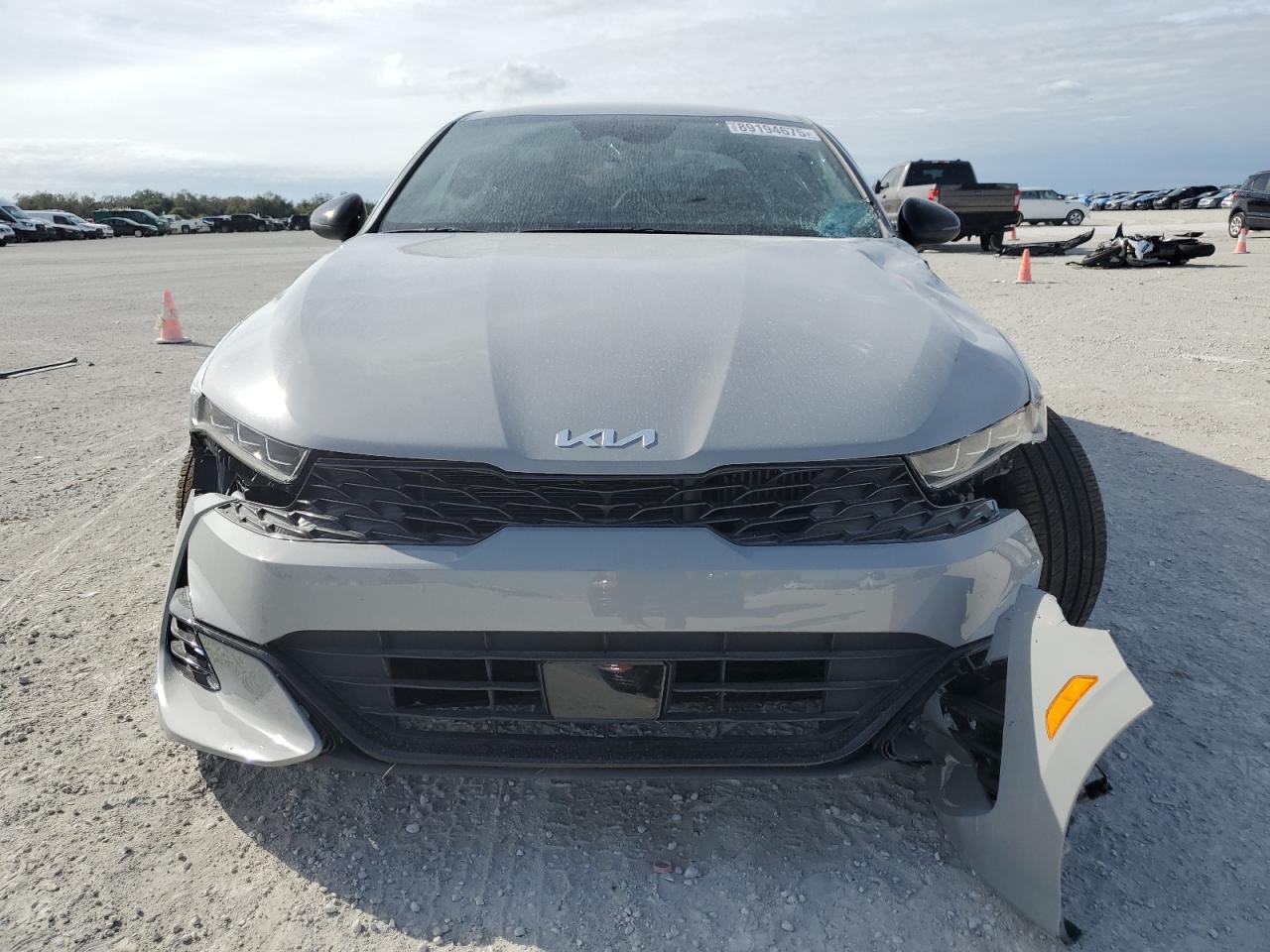 2023 Kia K5 - Image 5
