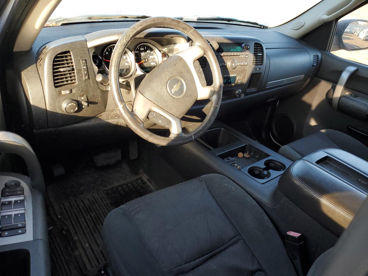 2008 Chevrolet Silverado K1500 VIN: 2GCEK19J281113918 Lot: 41825455