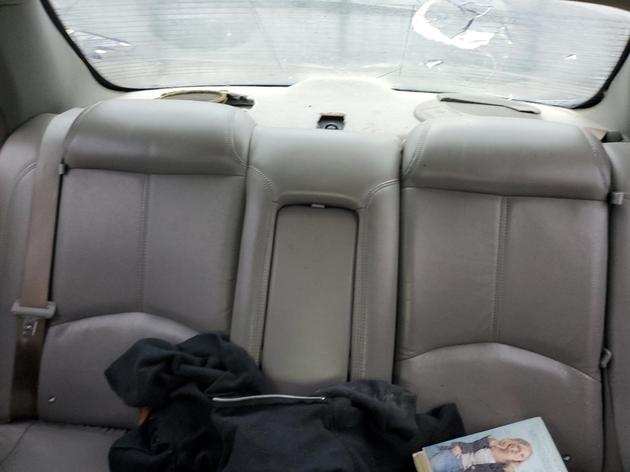 2003 Buick Regal - Image 10