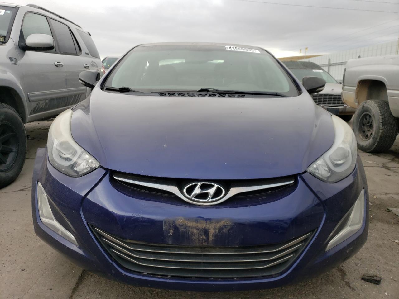 2014 Hyundai Elantra - Image 5