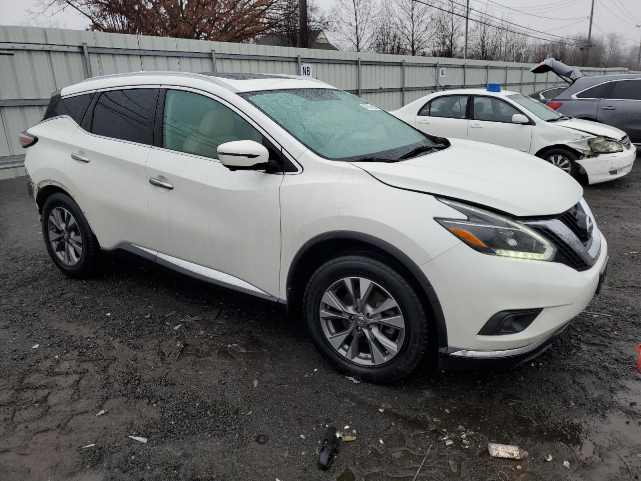 2018 Nissan Murano - Image 4