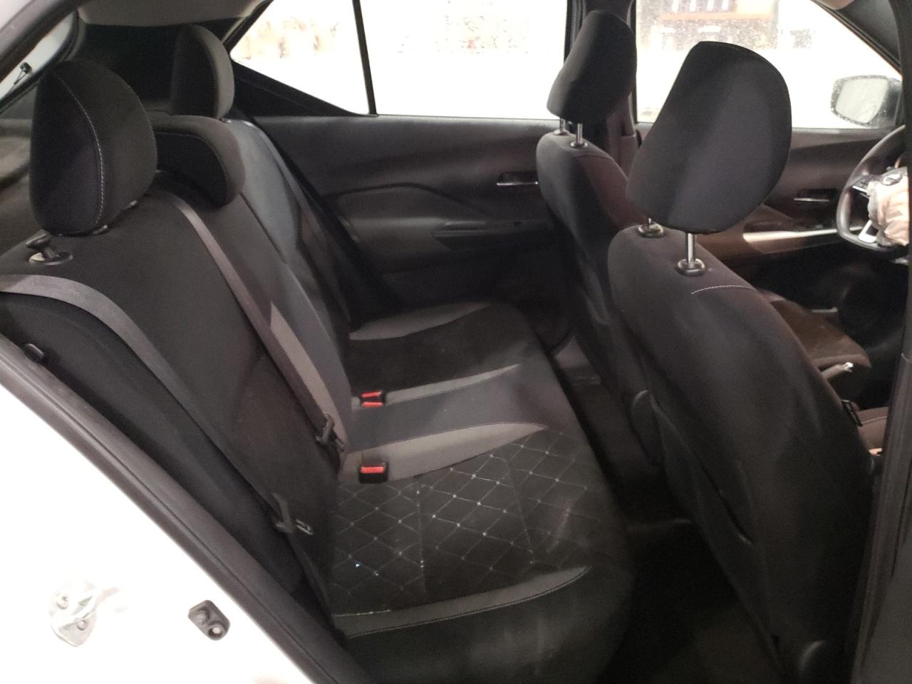 2018 Nissan Kicks - Image 11