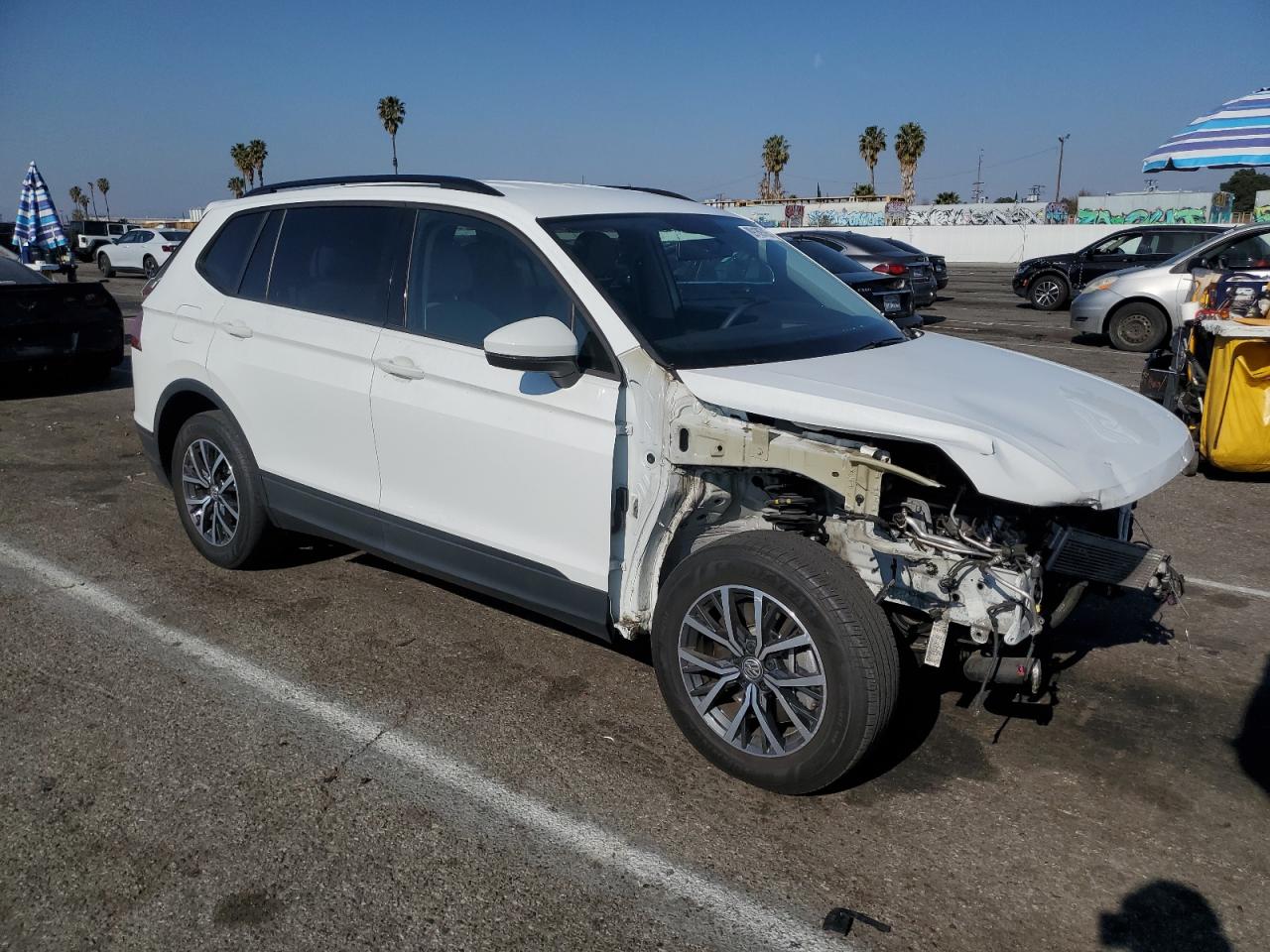 2021 Volkswagen Tiguan - Image 4