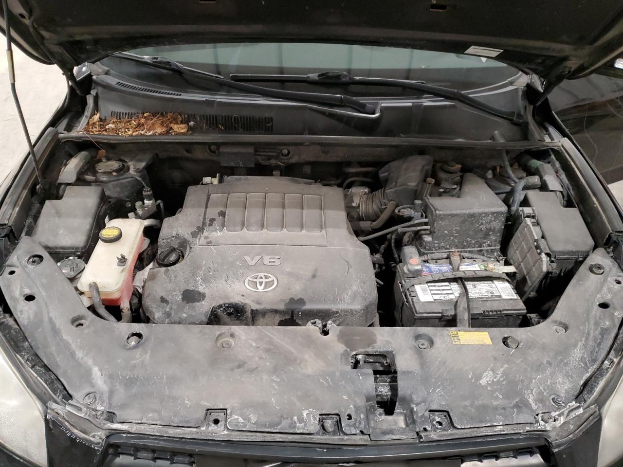 2010 Toyota RAV 4 - Image 12