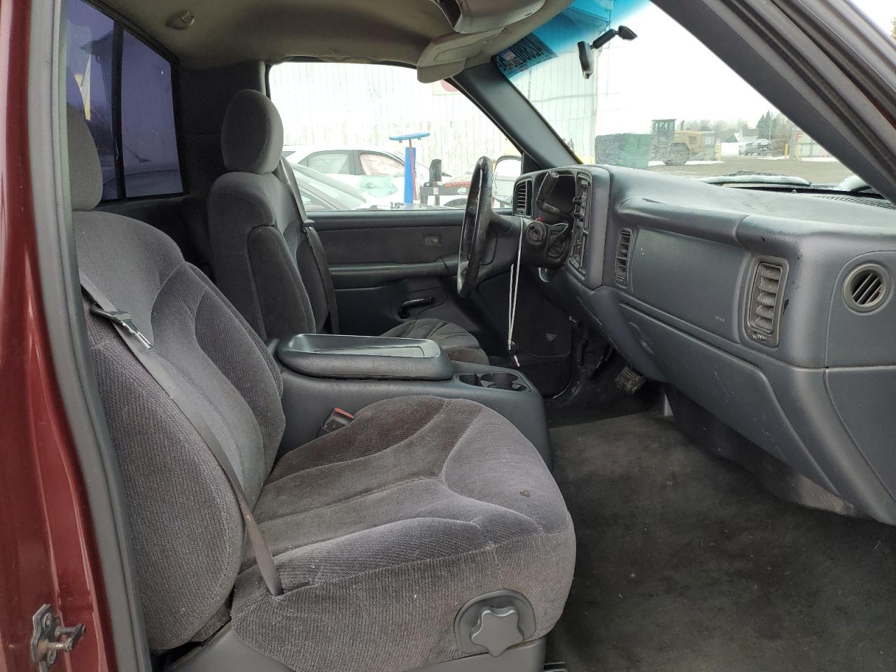 2000 GMC Sierra - Image 10