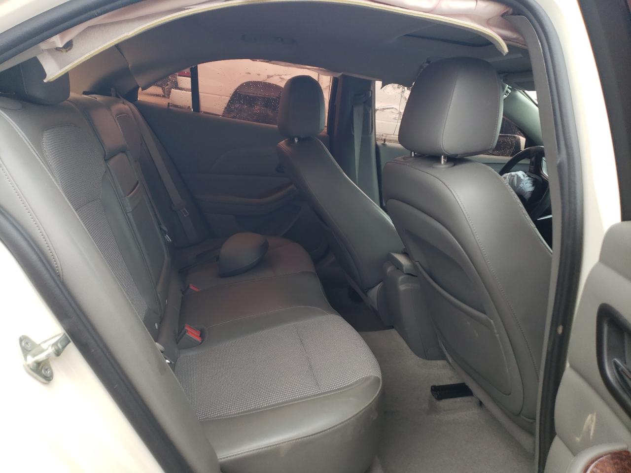 2013 Chevrolet Malibu - Image 10