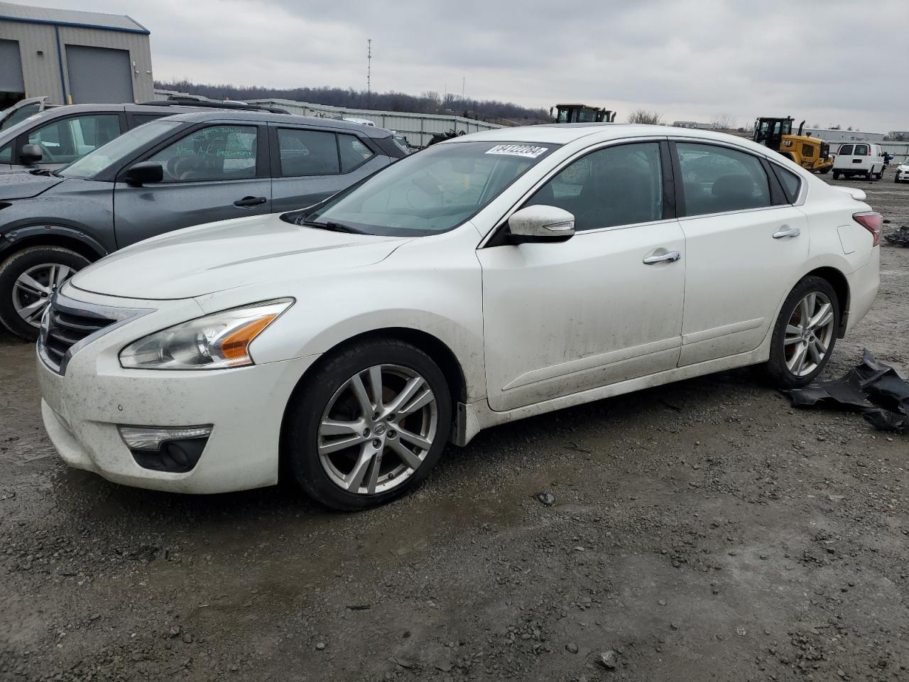 2015 Nissan Altima - Image 1