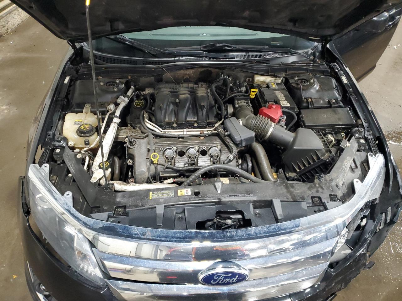 2012 Ford Fusion - Image 12