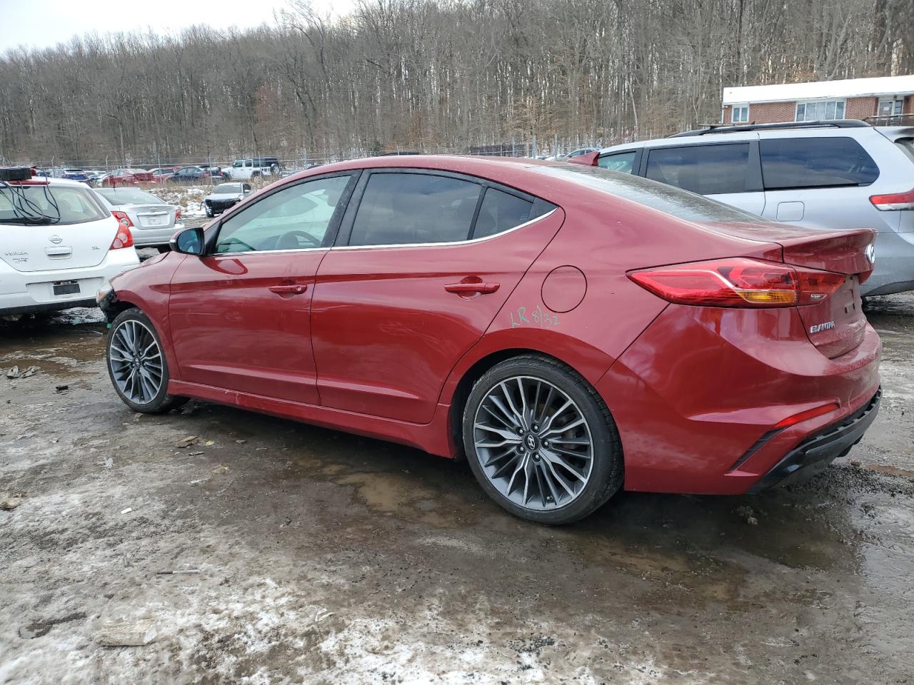 2017 Hyundai Elantra - Image 2