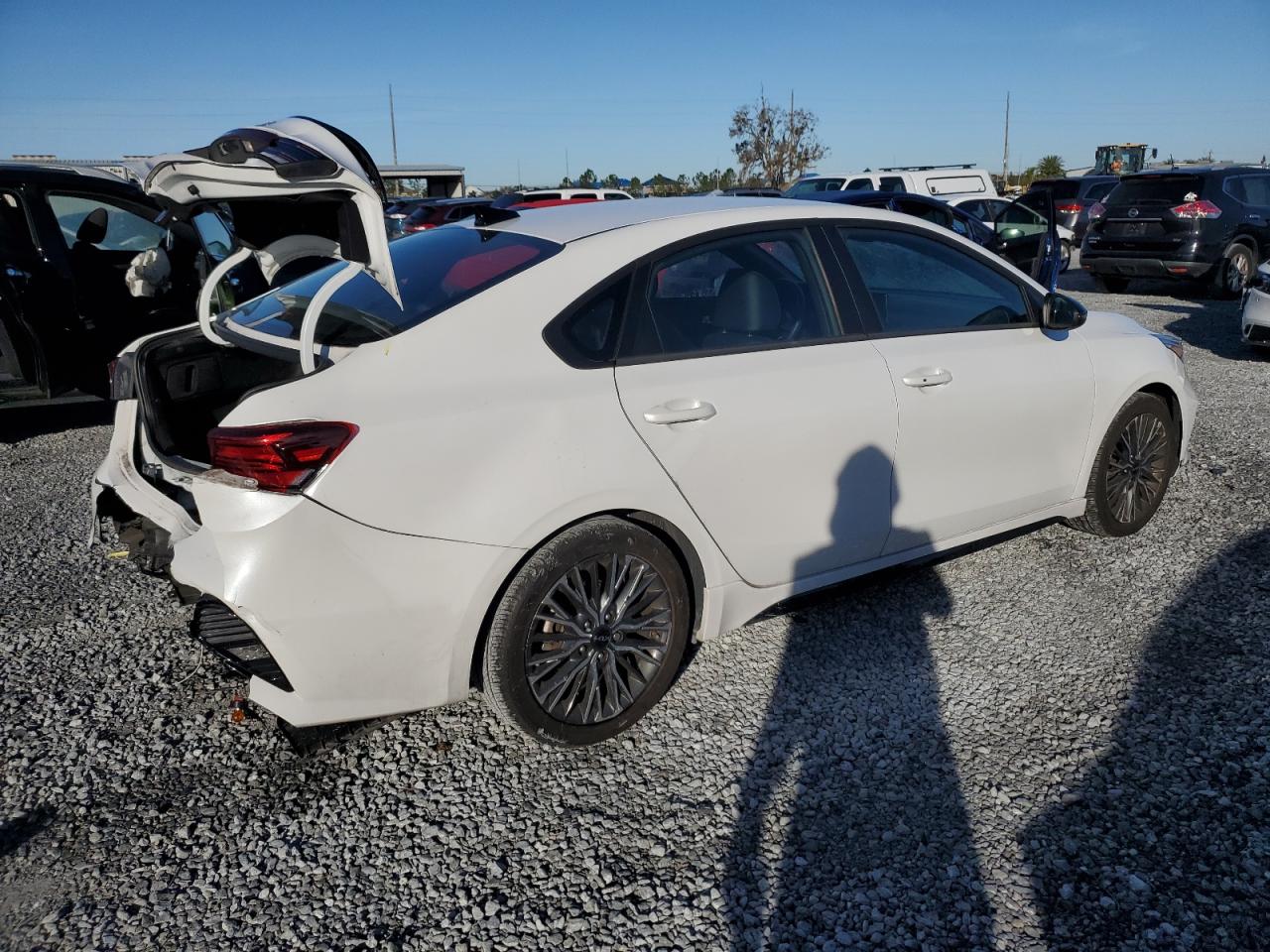 2023 Kia Forte - Image 3