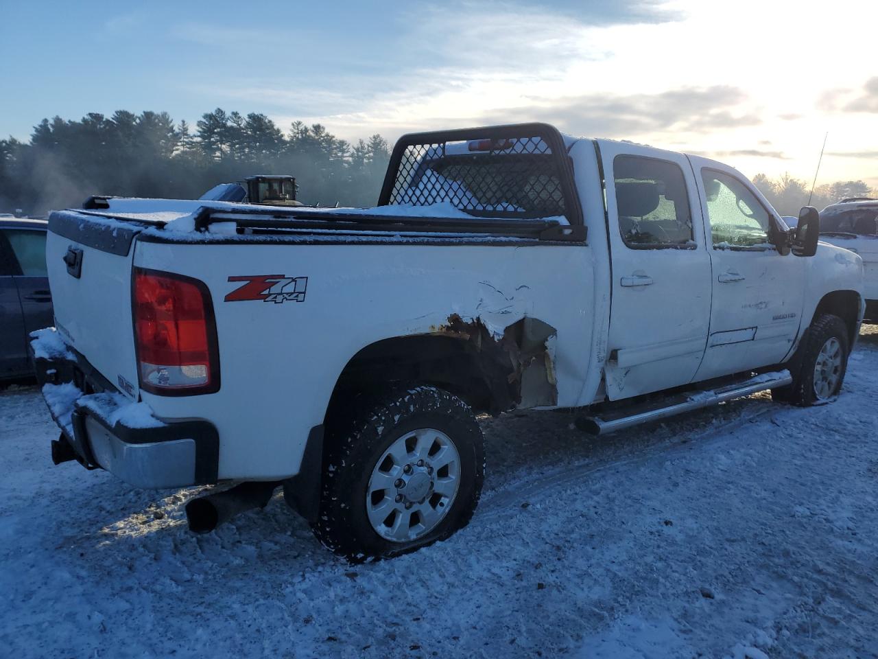 2014 GMC Sierra - Image 3