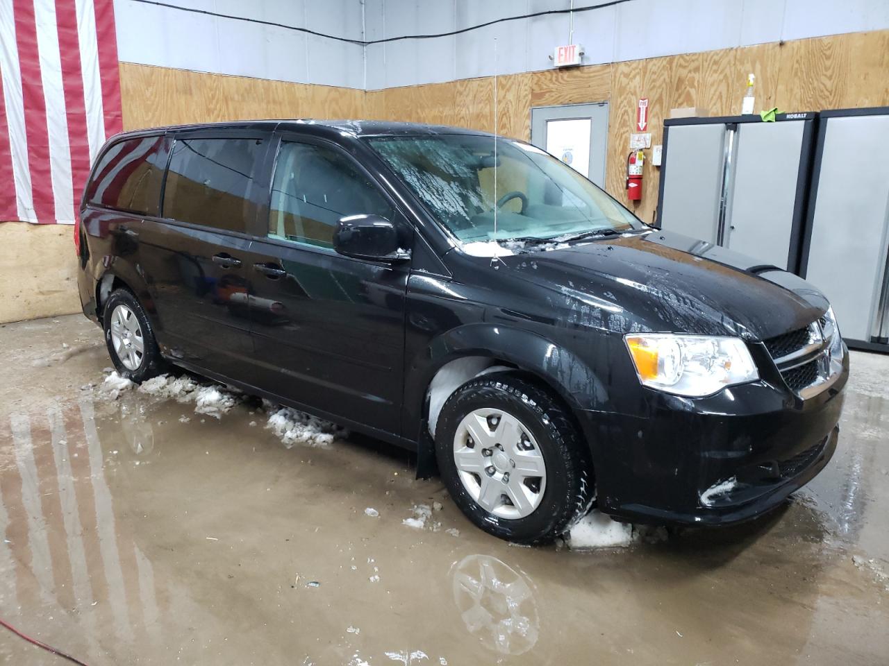 2012 Dodge Caravan - Image 4