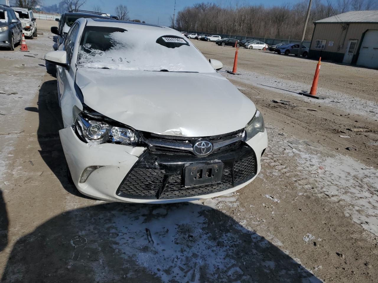 2015 Toyota Camry - Image 5
