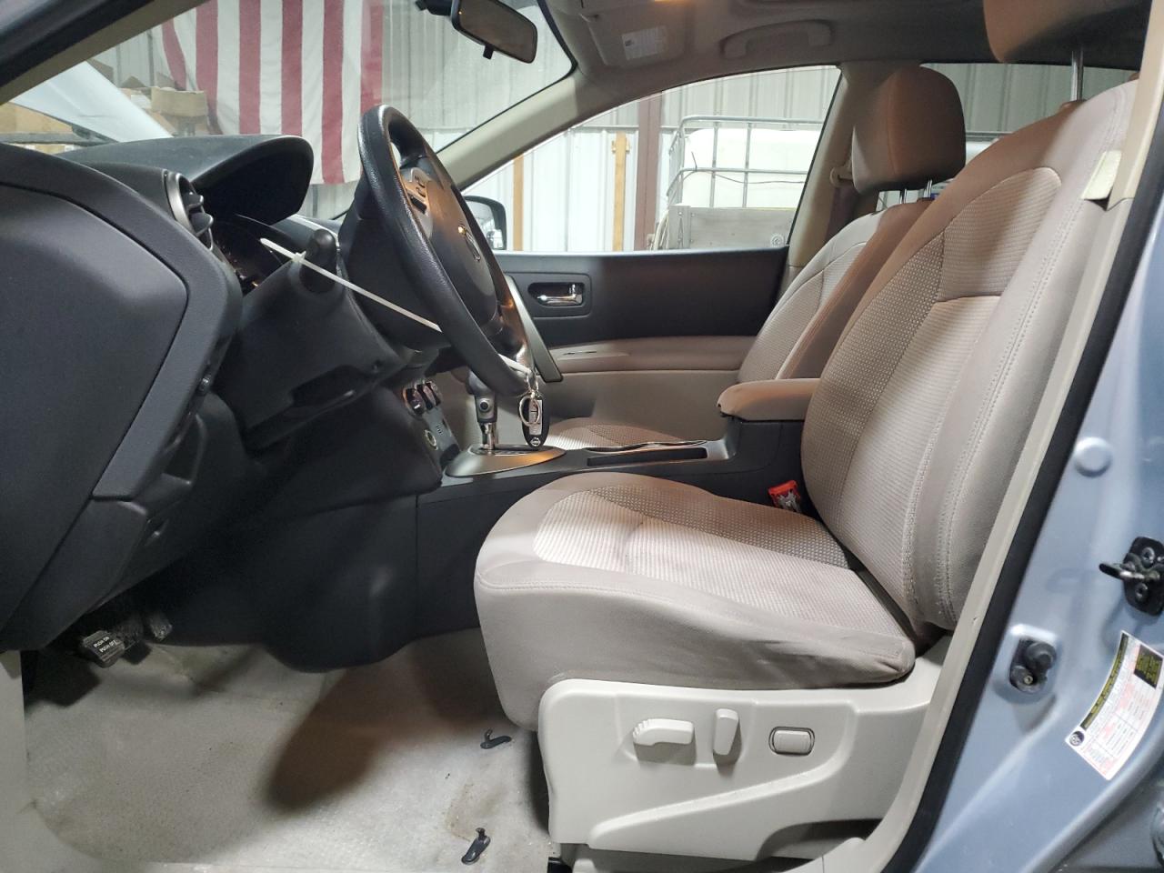 2011 Nissan Rogue - Image 7