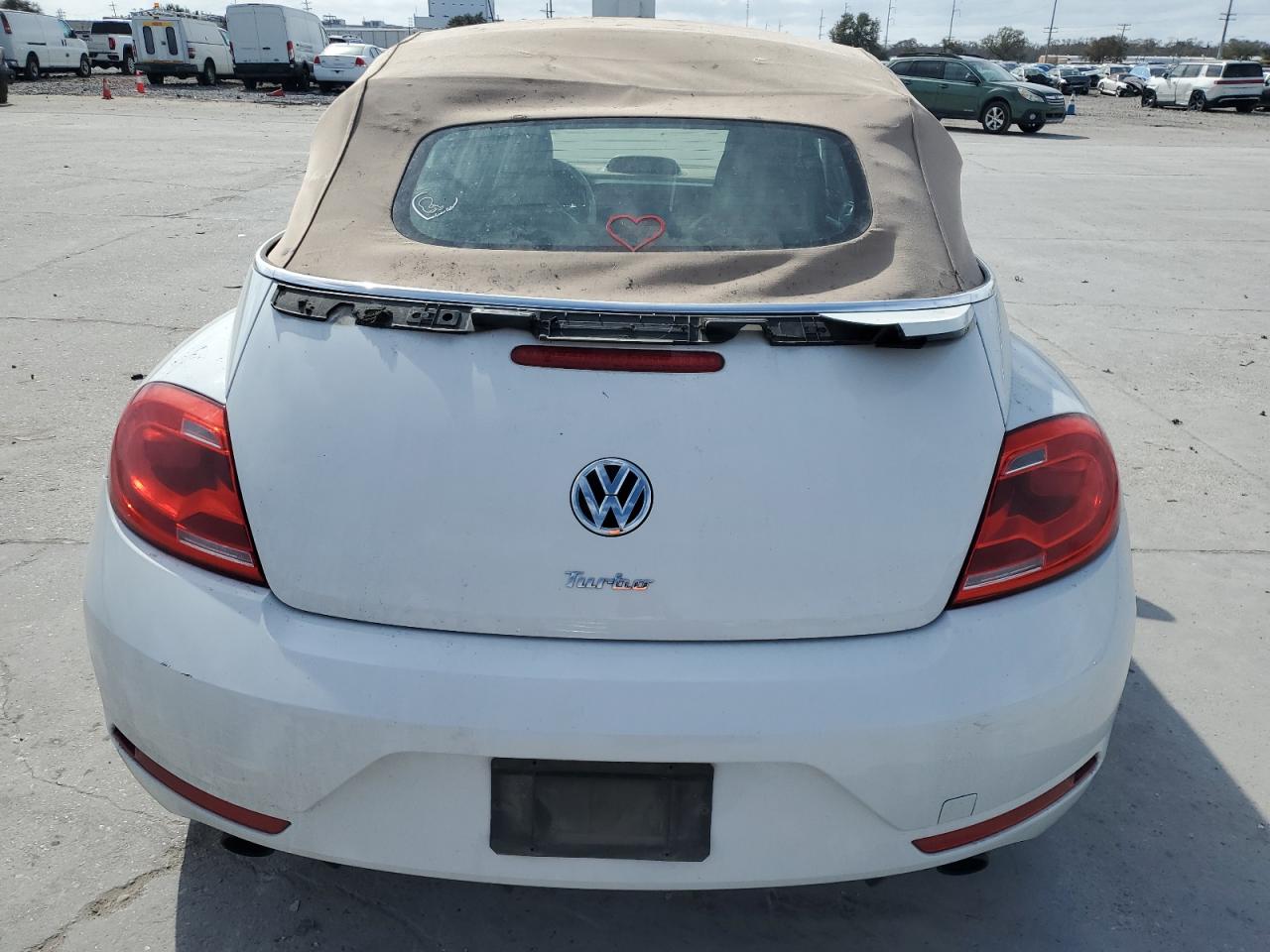 2014 Volkswagen Beetle - Image 6