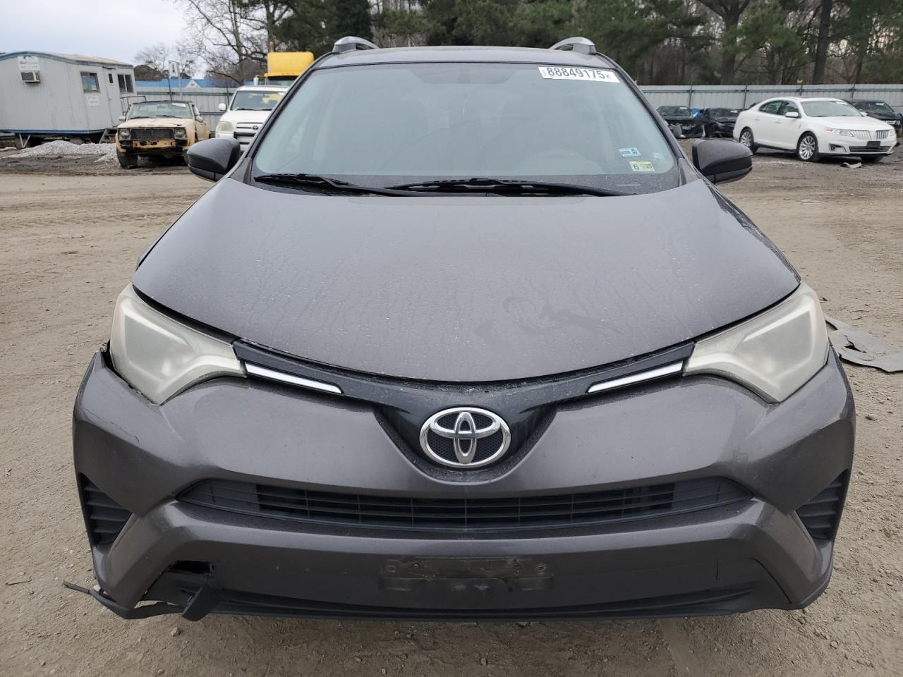 2016 Toyota RAV 4 - Image 5