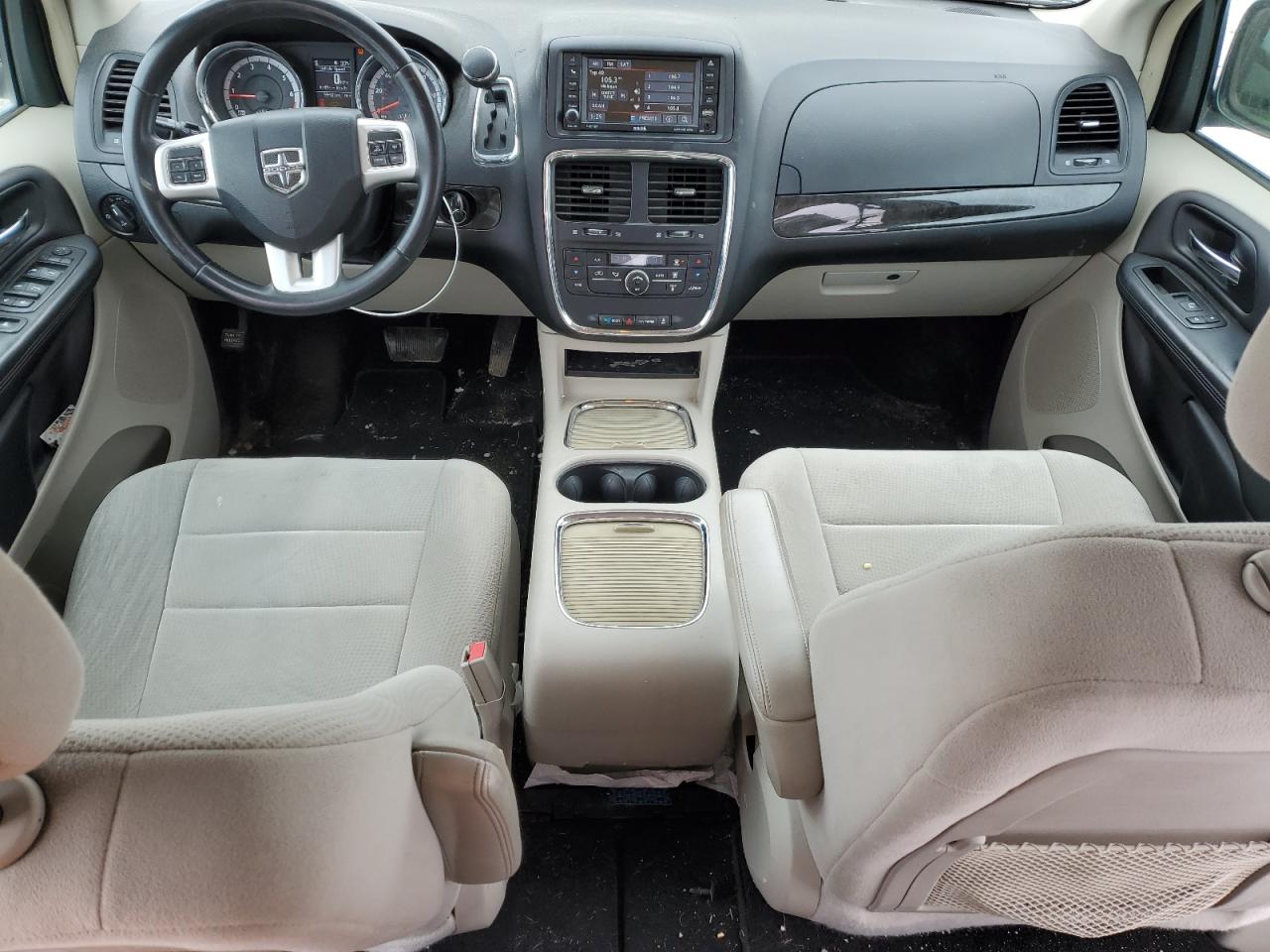 2013 Dodge Caravan - Image 8