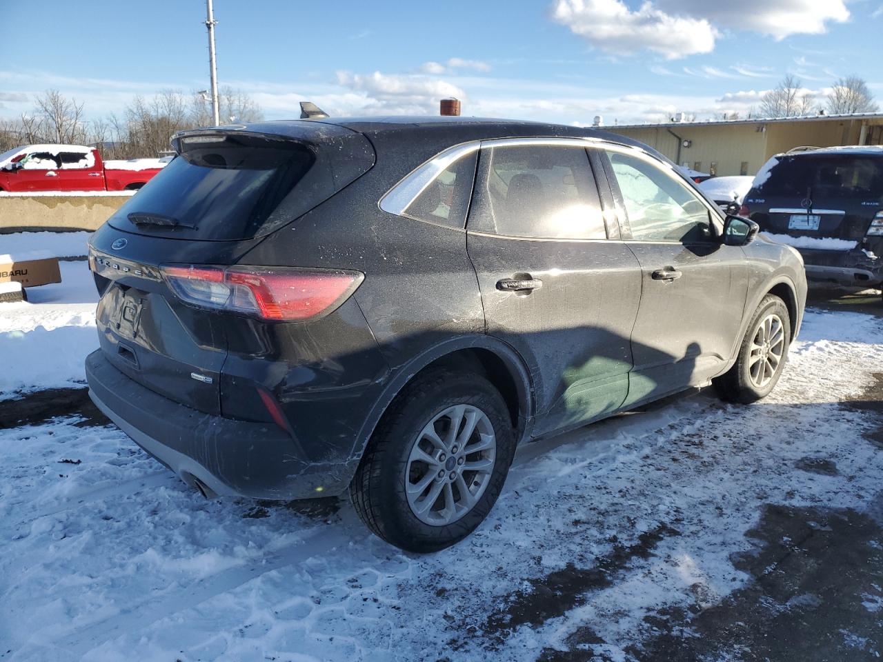 2020 Ford Escape - Image 3