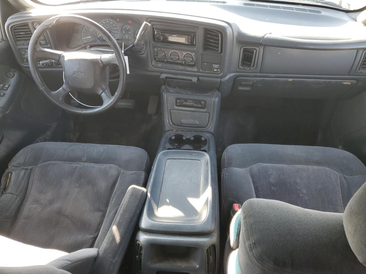 2001 Chevrolet Silverado - Image 8