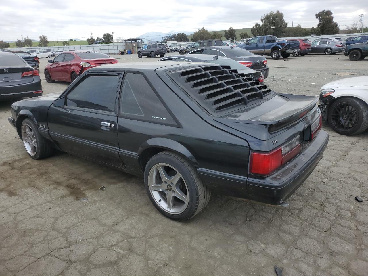 1991 Ford Mustang - Image 2
